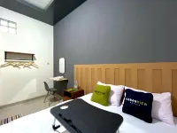 Urbanview de Path House Syariah Boyolali - parking
