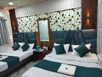 Hotel Mahalok Palace Hotels in Ujjain