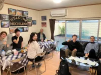 โอโนมิชิ โมชิเลโร - โฮสเทล