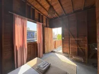 Mapache Hostel & Camping