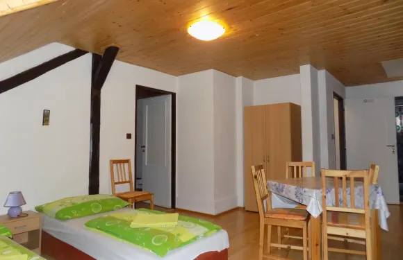 費裏奇科瓦公寓酒店