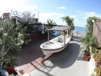 Le Blanc Bleu Hotels in Halat