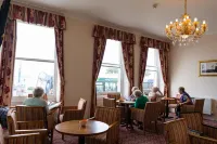 Russell Hotel - Breakfast