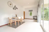 Akard Private Villas Sattahip