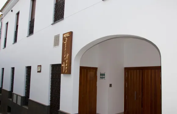 巴里奧努耶沃酒店