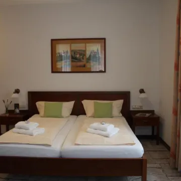 Hotel-Restaurant 1735