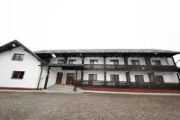 Casa Câmpulungeană Hotel di 