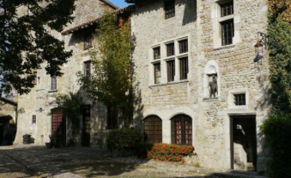 Hostellerie du Vieux Pérouges