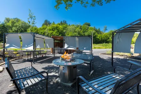 Hotel-Motel Castel de la Mer Отели в г. Шарлевуа-Эст