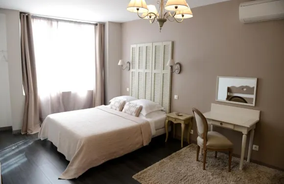 聖萊傑住宿加早餐旅館