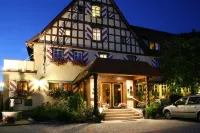 Hotel Brauereigasthof Landwehr-Bräu فنادق في Reichelshofen