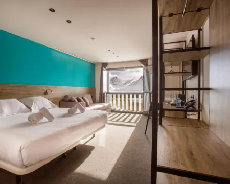 Pic Maià Mountain Hotel Hotels in Encamp