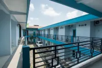 RedDoorz Syariah at Kartohardjo Madiun Hotels in Kartoharjo