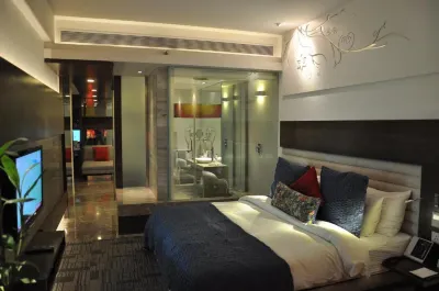 Maya Hotel