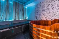 Hotel Thermal ŠÍRAVA - Hot Springs