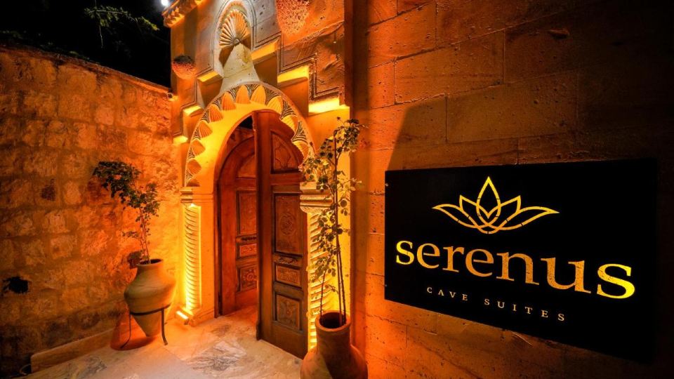 Serenus Cave Suites