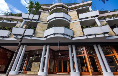 Semiramis Business Hotel Các khách sạn ở 