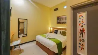 Urbanview Hotel Sakura Kampung Inggris Pare by RedDoorz