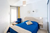Résidence de Tourisme l'Albatros Hotels in Palavas-les-Flots