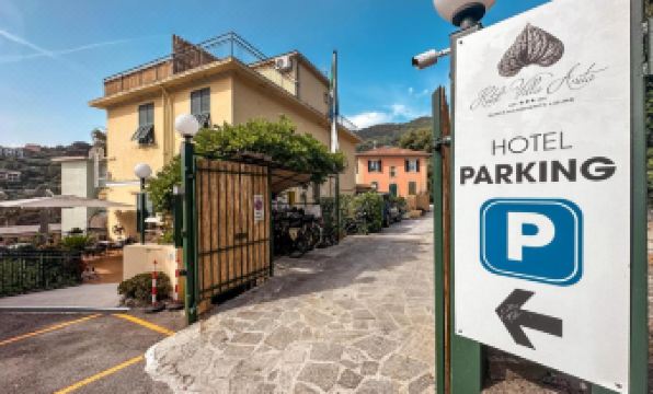 Hotel Villa Anita - Housity