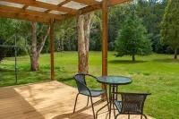 Russell Falls Holiday Cottages Hotels in Maydena