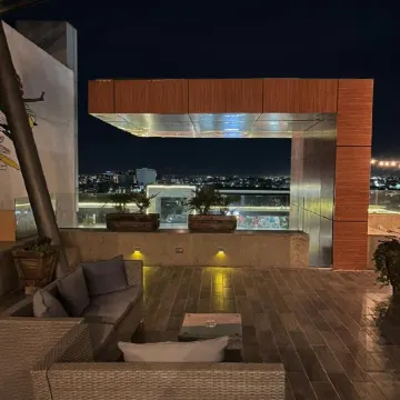 Zújmú Business Boutique Hotel