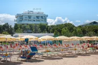 Hotel Atlantic - Beach