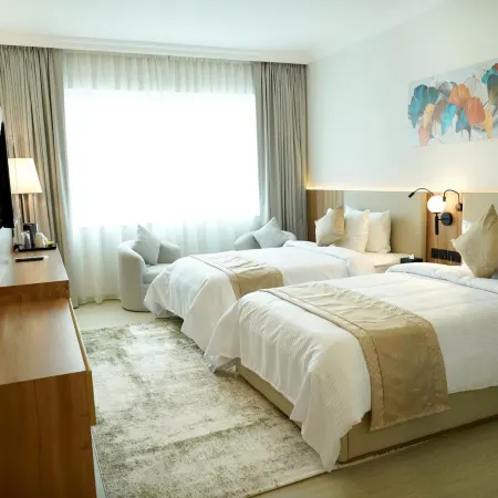 Al HAYAT PALACE HOTEL Отели рядом с достопримечательностью «Торговый центр Sharjah Mega Mall»