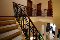 Corner Hostel - 2-Star