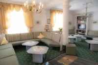 Hotel Garni Hubertus-Nostalgie & Charme Hotels in Mieders