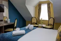 Stonecross Manor Hotel