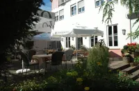 Landgasthof Hirsch Hotels in Вайнштадт