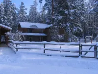 Lonesome Dove Ranch Hotels in Marion