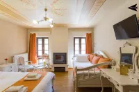 Villa Paroraia Hotels in Timfi