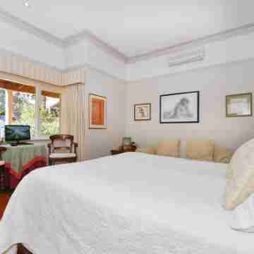 Ford House Bed & Breakfast Rooms