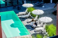 Hof Van Stayen - piscina