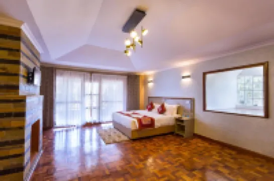 COMFORT GARDENS SWEETWATERS โรงแรมใน