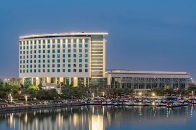 Bay la Sun Hotel and Marina - Emaar King Abdullah Economic City Các khách sạn ở 