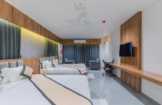 Hotel the Grand Heaven Hotels near HEC Exhibition Centre