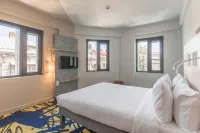 Ibis Budget Tbilisi Center Hotel dekat Музей Авлабарской Нелегальнои Типографии Кавказского Союзного Комитета Р.С.Д.Р.П. ИМ.И.В.Сталина