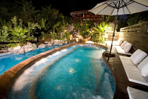 Villas Sur Mer Hotels in West End