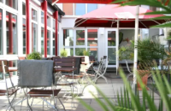 Hotel Residenz 榮-格拉伯菲爾德縣酒店