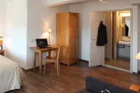 Logis Hotel le Nouvel Hotel a Upie