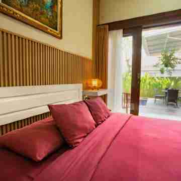 Happy Devi Guesthouse Rooms