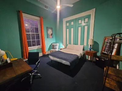 Gaslamp Hostel
