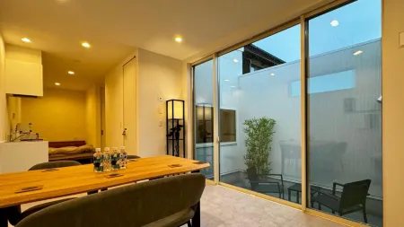 Kamiya Resort Ise Jingu Okage no Niwa Отели рядом с достопримечательностью «Meotoiwa Front Approach»