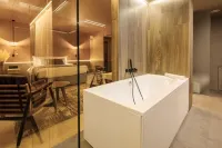 QOSMO Brasov Hotel - Hot Tub