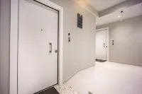 Arches Apartments