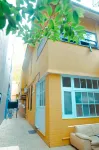 Lil Roo PodBed Hostel