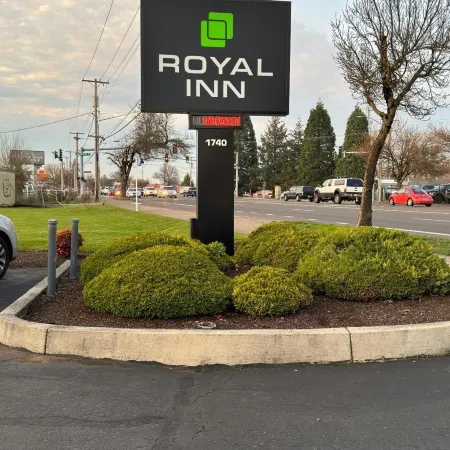 Royal Inn Eugene- Airport Отели в г. Юджин